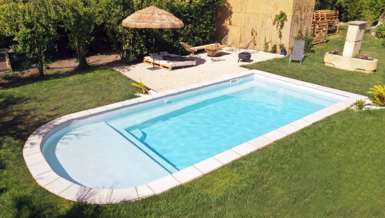 Coque polyester haut de gamme à Pertuis 