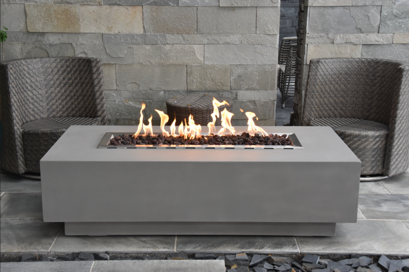 Table basse Brasero modèle Granville à gaz en béton fibré design à Pertuis 84